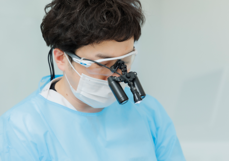 高倍率ルーペで細部まで確認