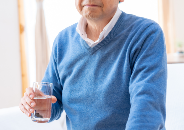 口の中が乾く！舌が痛い！「ドライマウス」に悩んでいませんか？